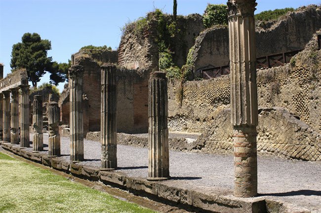 Herculaneum-Wine tasting